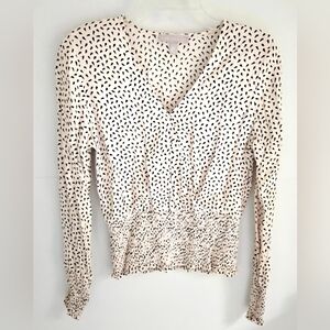 Chelsea 28 v-neck pullover blouse